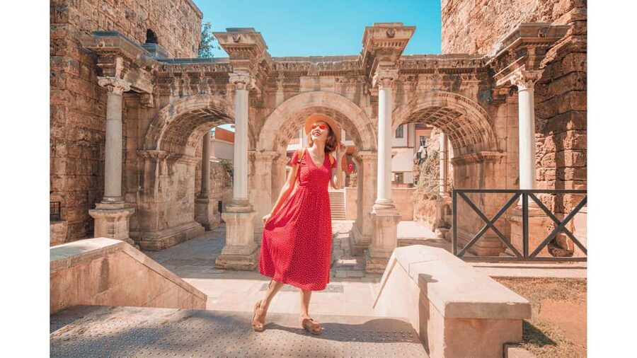 Antalya: Aquarium and Old Town Guided Tour - Key Highlights You Will Feel Immediately