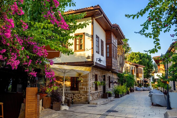 Antalya City Tour with Cable Car and Waterfalls - Kaleici Old Town: Hadrian’s Gate, Yivli Minaret, and Cobblestones
