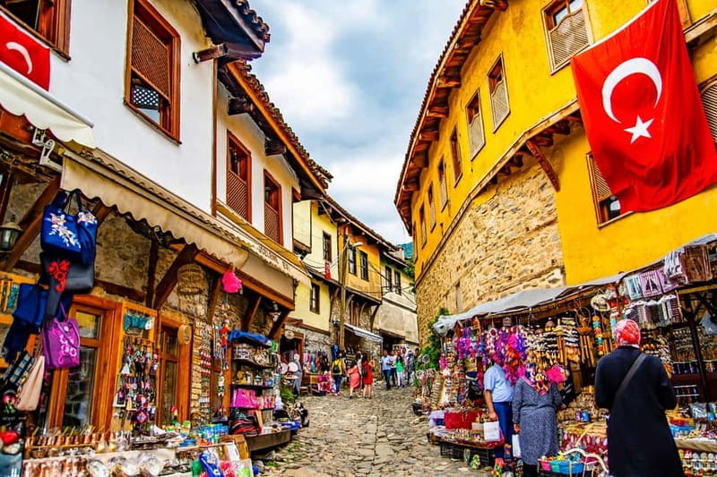 Antalya: Kaleici Old Town Small Group Guided Walking Tour - Hadrian’s Gate (Üç Kapılar), your Roman entrance into the old city