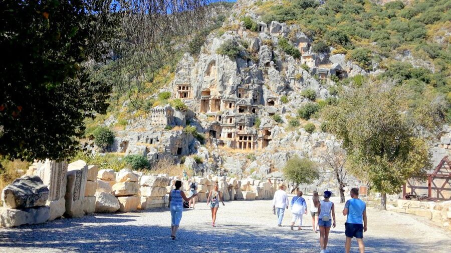 Antalya/Kemer: Kekova Sunken City, Demre & Lycia Day Tour - Lycian rock tombs and the Greco-Roman amphitheater stop