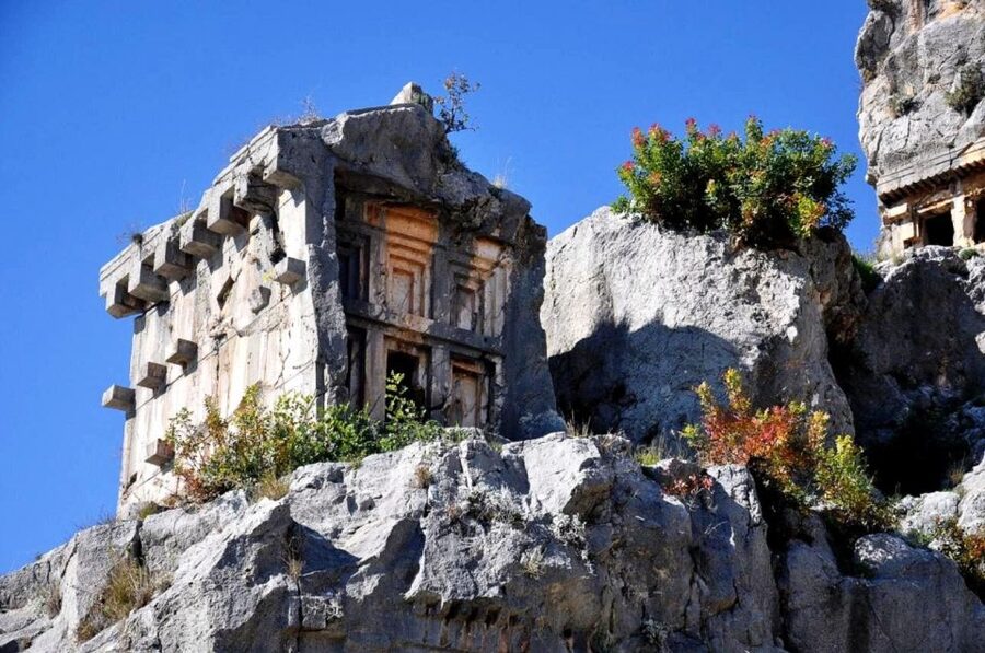 Antalya/Kemer: Kekova Sunken City, Demre & Lycia Day Tour - Glass-bottom yacht cruise past Kekova’s sunken city ruins