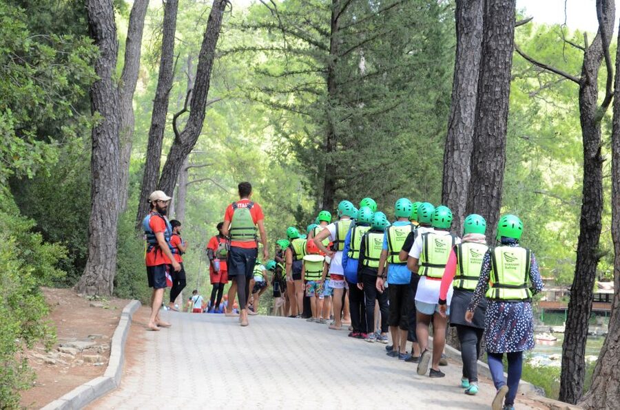 Antalya/Kemer: Koprulu Canyon Whitewater Rafting with Lunch - Ten rapids on a 14 km course, plus planned swim stops