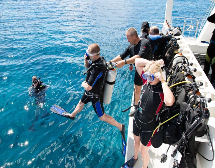 Antalya/Kemer: Scuba Diving with Pickup, Lunch, and 2 Dives - Gear, briefing, and the kind of coaching that matters
