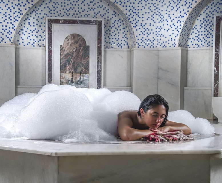 Antalya: Ladies Turkish Bath Hamam - Wellness Spa Center - Entering the Facility: Towel, Locker, and First Warm Minutes