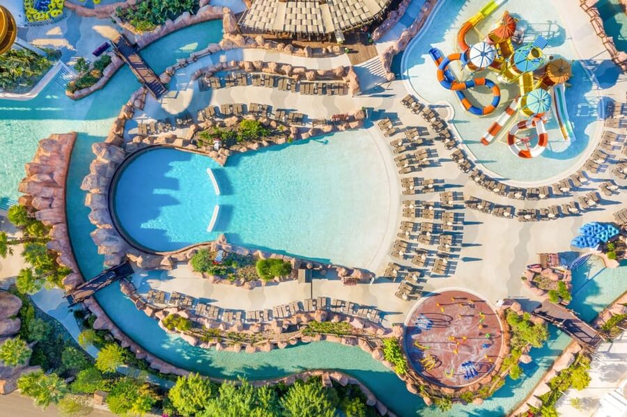 Antalya: Land of Legends Park Round-Trip Hotel Transfers - Shows and 5D Cinema: the dry, high-energy breaks that keep your day balanced