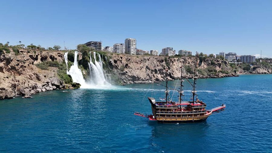 Antalya: Lara Pirate Boat Trip with Lunch and Pickup - What the 8 hours feels like on board