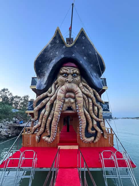 Antalya: Lara Pirate Boat Trip with Lunch and Pickup - Family time: kids activities and quizzes onboard