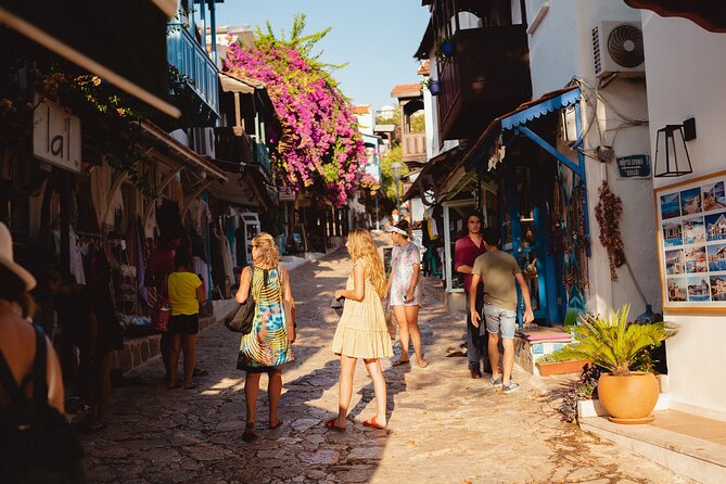 Antalya: Old Town Walking Tour incl. Turkish Tea and Baklava - Stop 4: Hidırlık Kulesi, a Photo Break in the Middle of the Route