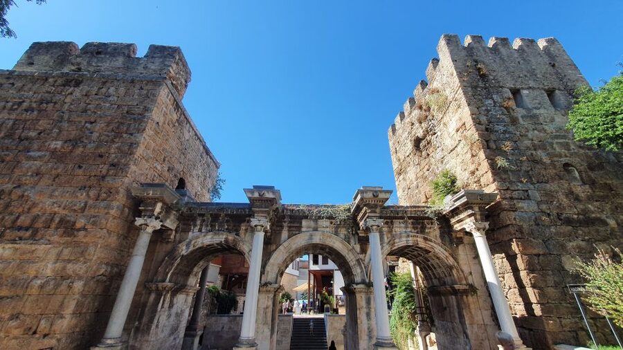 Antalya Photo Tour with Waterfalls, Old City & Boat Trip - Upper Düden Waterfall: Caves, Cascades, and a Picnic-Style Pause