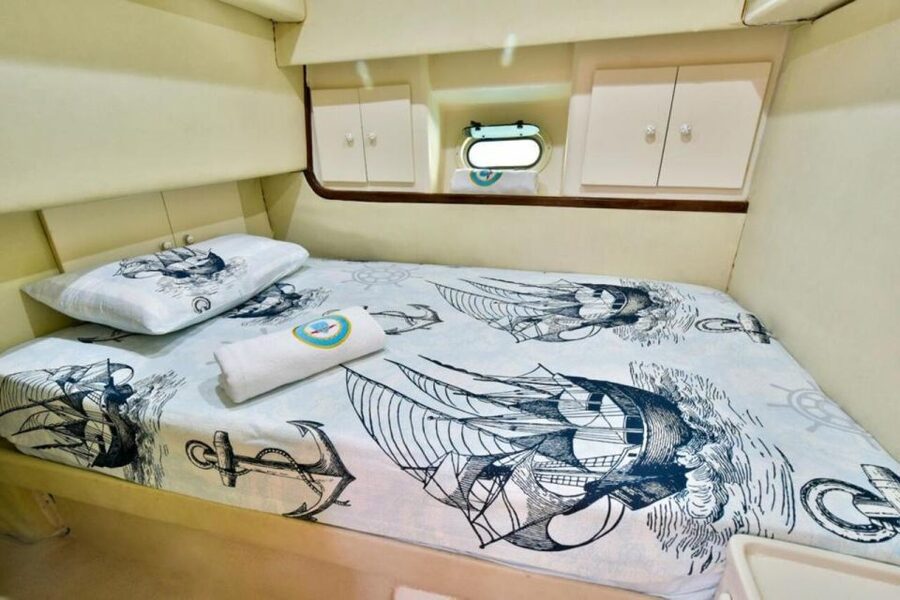 Antalya: Private Yacht Tour with 3 Swim Stops and a Meal - Who should book this private yacht tour