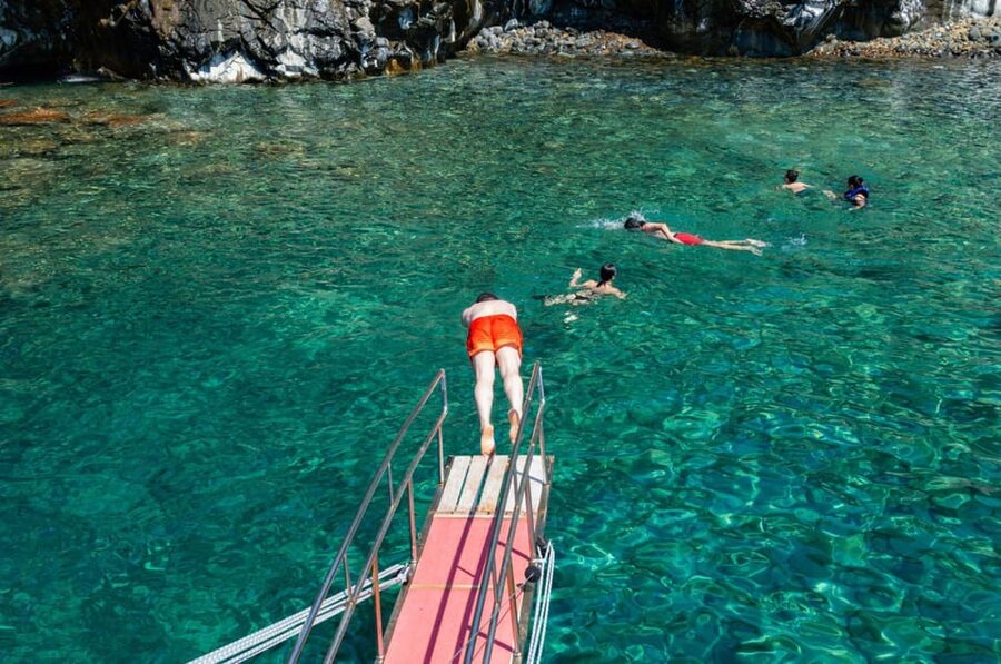 Antalya Suluada Boat Tour (Maldives of Turkey) With Lunch - Languages and how you will get info on board