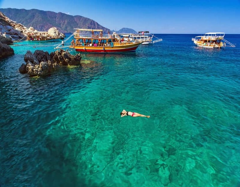 Antalya: Suluada Island Boat Trip with Lunch & Hotel Pickup - Suluada Island stop: swimming time, beaches, and photo planning