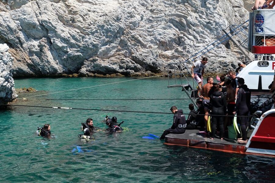 Belek: Scuba Diving in the Mediterranean Sea - Lunch on the boat: a good break, and a chance to reset