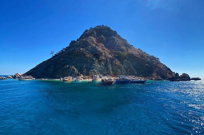 Belek Suluada Boat Tour (Maldives of Turkey) With Hotel Transfer - Crew, comfort, and the small-boat feel
