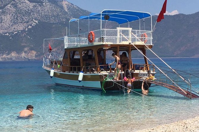 Boat trip from Adrasan to Suluada island, Antalya region - Adrasan Sahili start: early bus ride, calm bay, and a quick beach moment
