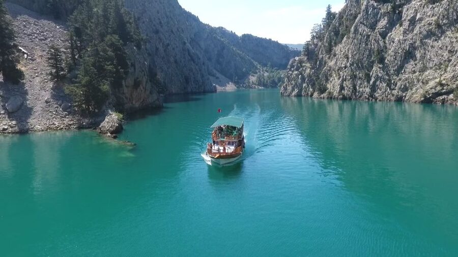 City of Side: Green Canyon Tour w/ Boat, Lunch & Fishing - Lunch by the lake, what you can actually order and how to plan your appetite