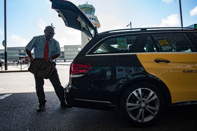 Departure Transfer from Antalya (Old City, Lara, Kundu, Kaleiçi) to AYT Airport - Pickup, Meet-and-Greet, and Finding Your Driver Fast