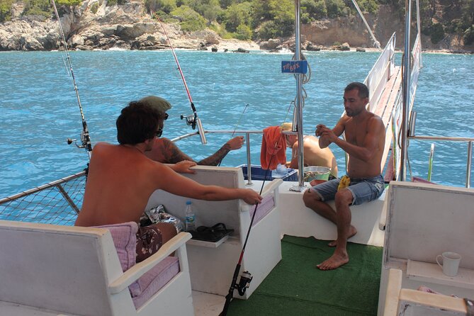 Fishing Experience in Belek with Breakfast and Lunch - Meeting Captain Ali at the Port: A Crew That Actually Helps