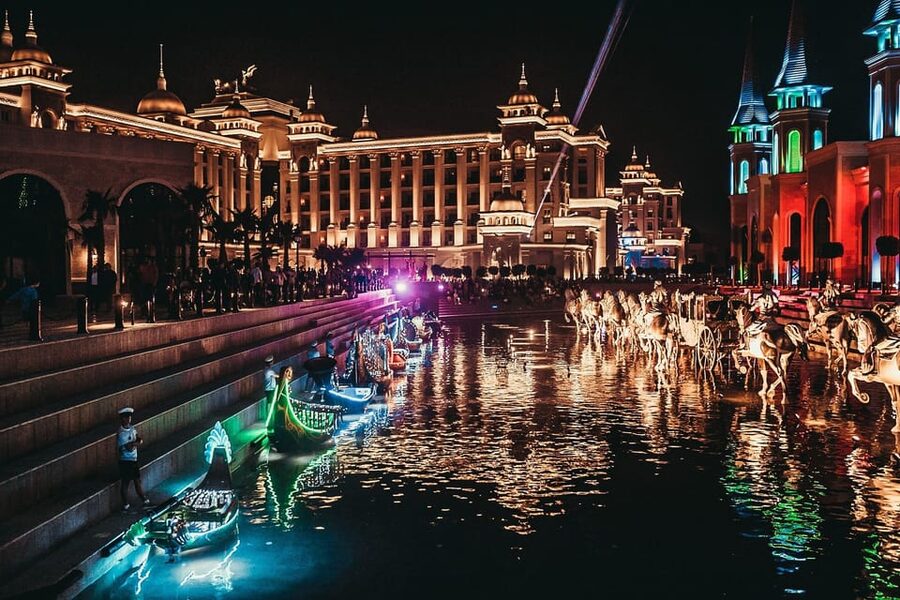From Alanya:Transfer To Land of Legends Night Show - Where you get picked up and dropped off (and where to wait)