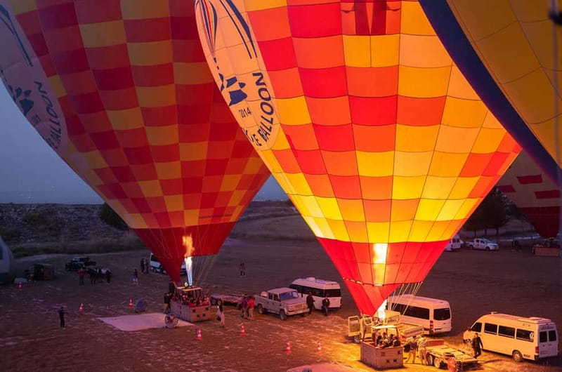 From Antalya: Pamukkale Hot Air Balloon Flight with Lunch - Turkish lunch in Denizli: what is included and how to handle the rest