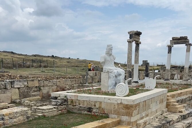 Full-Day Pamukkale-Hierapolis Tour From Antalya with Lunch - Pamukkale thermal pools and the Cotton Castle: your 3-hour window