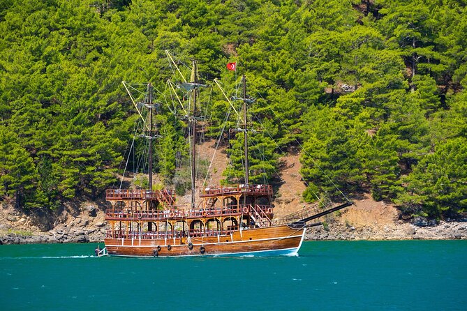 Green Canyon Boat Trip w/Lunch From Antalya - Group size vs. what the boat can feel like