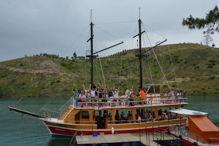 Green Canyon by Cabrio Bus w/ Boat Tour & Lunch from Alanya - Green Canyon Free Time: A Short Window to See It Up Close