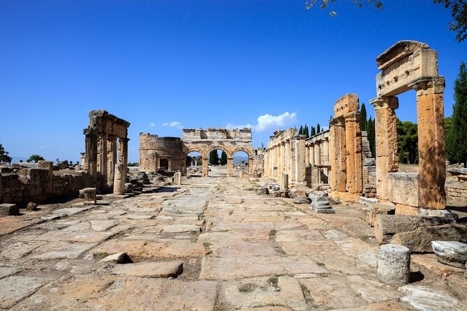 Guided Day Trip from Antalya to Pamukkale With Lunch & Transfer - Getting There From Antalya: The 4:00 am Start