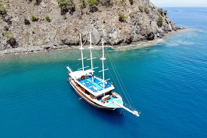 Kemer Bay Blue Cruise from Kemer - Seating and comfort: what to expect when the boat is not built for long lounging chairs