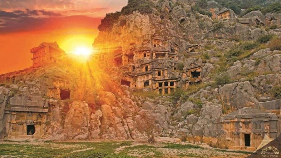 Kemer Demre Myra Kekova Tour - St. Nicholas in Demre: murals, mosaics, and a sarcophagus