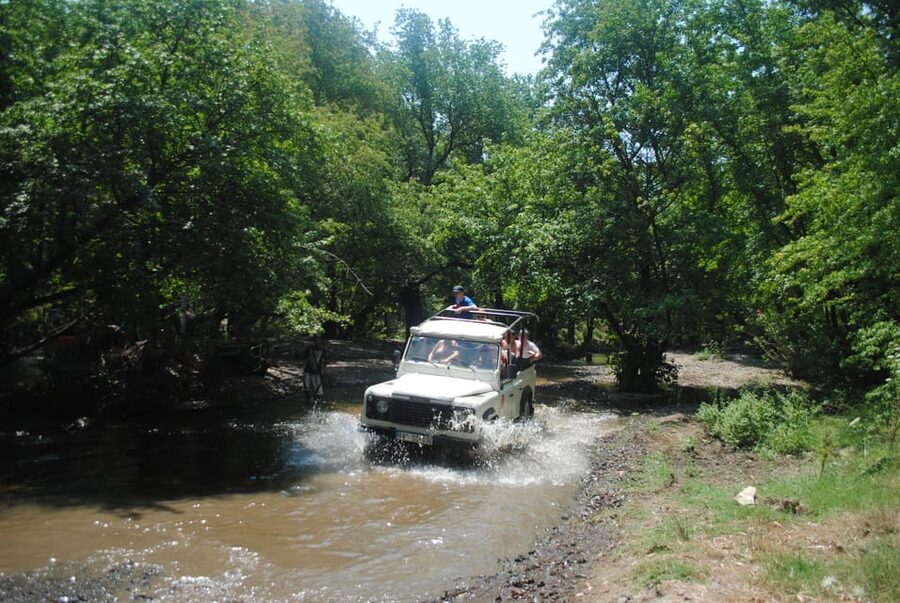 Kemer Jeep Safari, pick up from Beldibi, Kiris, Goynuk - Kemer canyon river swim: cold water, easy fun