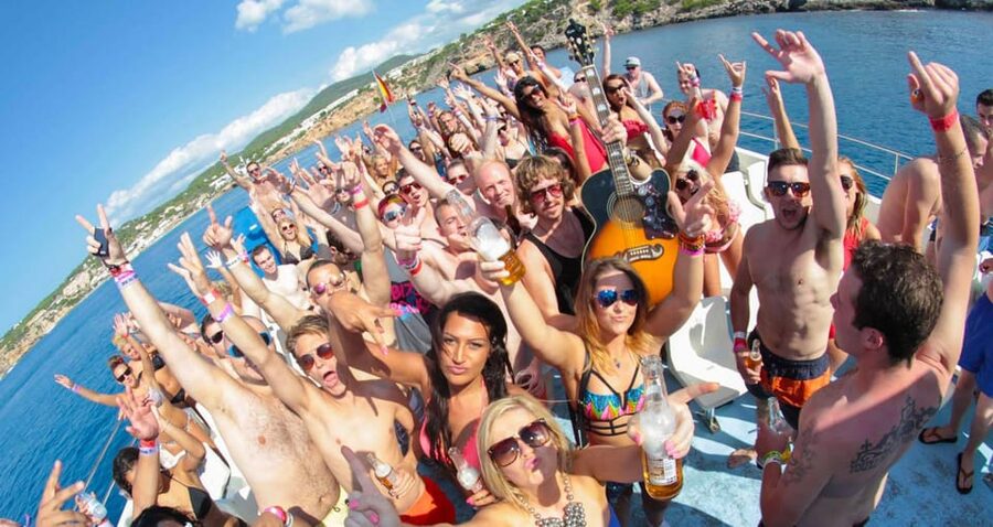 Kemer Pirates Boat Trip - Price and value: how $19 stacks up for a 7-hour sea day