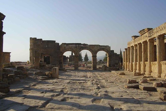 Pamukkale Hierapolis and Cleopatra's Pool Tour with lunch from Antalya - Lunch at a Turkish restaurant, and the onyx shop pause
