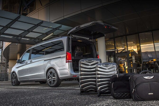 Private Antalya Airport Transfer Service - Luggage, insurance, and the real meaning of “included”