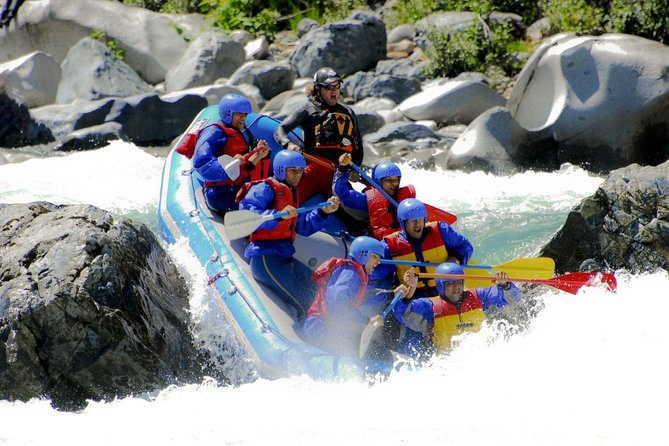 rafing and canyoning tour antalya - Canyoning: working with the rock wall, not against it