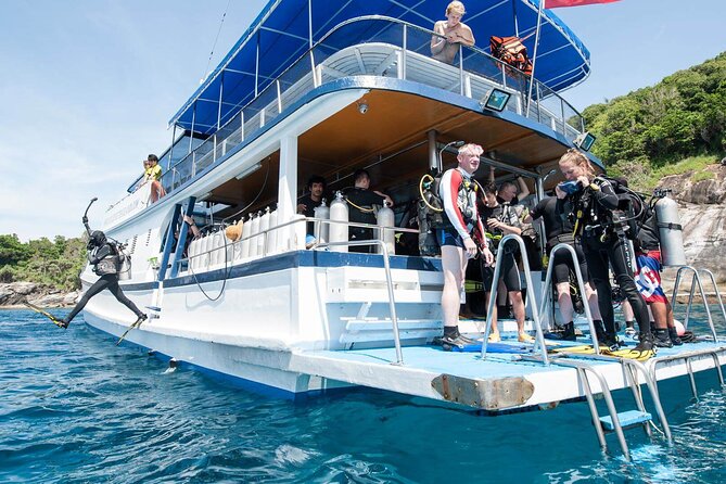 Scuba Diving in Antalya from Antalya & Kemer - Boat Time and Lunch: A Calm Break Between Sessions