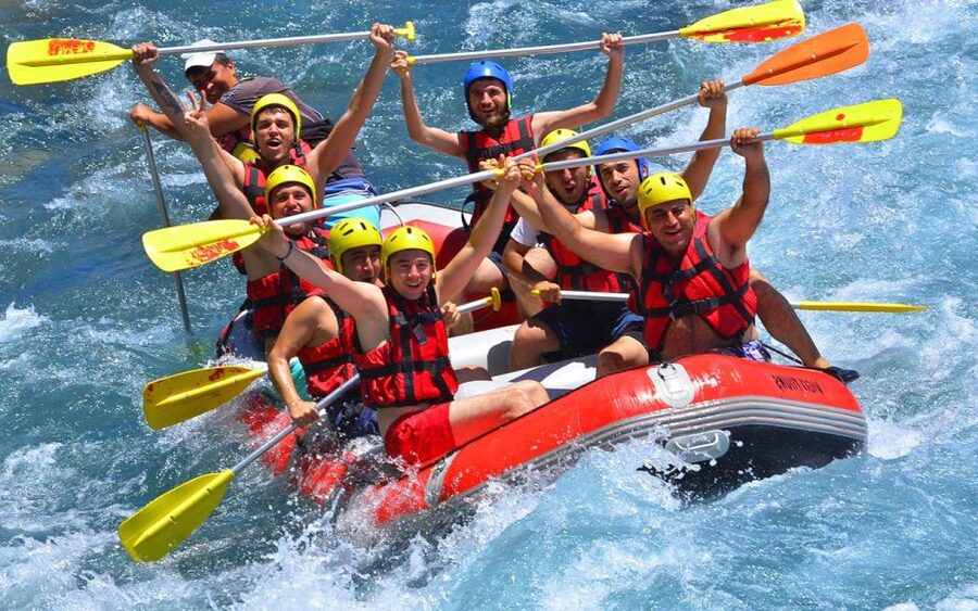Super Combo: Rafting, Quad or Buggy Ride, Zipline, Jeep Tour - Tour Team and Languages: Clear Instructions Keep You Confident