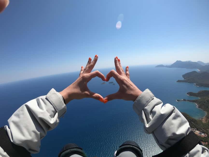 TANDEM PARAGLİDİNG FLIGHT CABLE CAR TRANSFER TO KEMER REGİON - The views over Antalya and the coast, from 2,365 meters