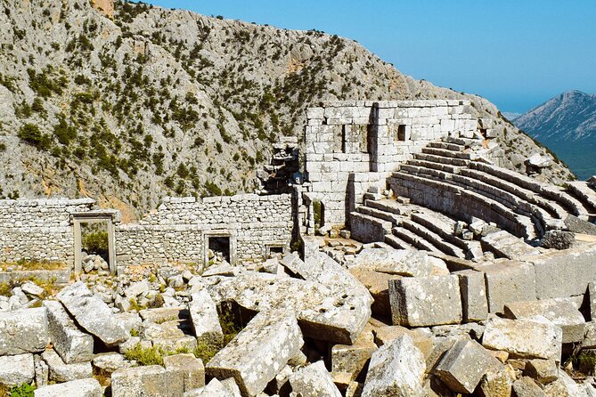 Termessos, Antalya Museum, and Kaleici Day Tour - Kaleici old town: Hadrian’s Gate, Hidirlik Tower, and the Clock Tower