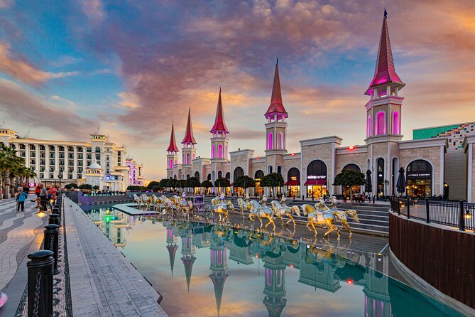 The Land of Legends Night Shows Tour from Belek - Land of Legends at night: the 7:30 pm rhythm