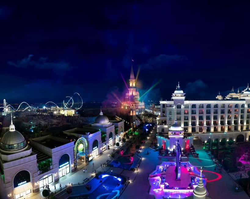 The Land Of Legends With Transfer - Food, drinks, and the wristband top-up reality