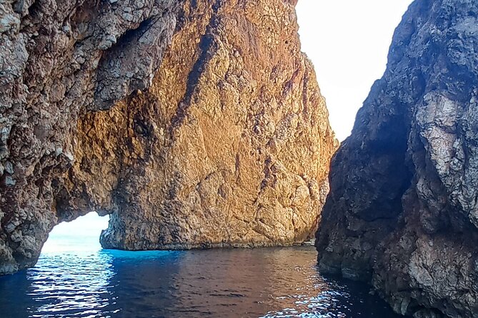 Turkish Maldives: Adrasan Suluada Island Boat Trip - The morning rhythm: a breakfast break and then Adrasan Beach Port
