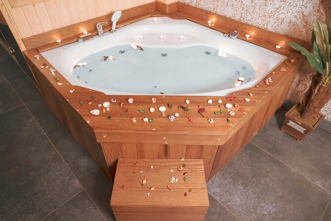 VIP Turkish Bath in Antalya - The included 1-hour medical massage (the part I’d plan my trip around)